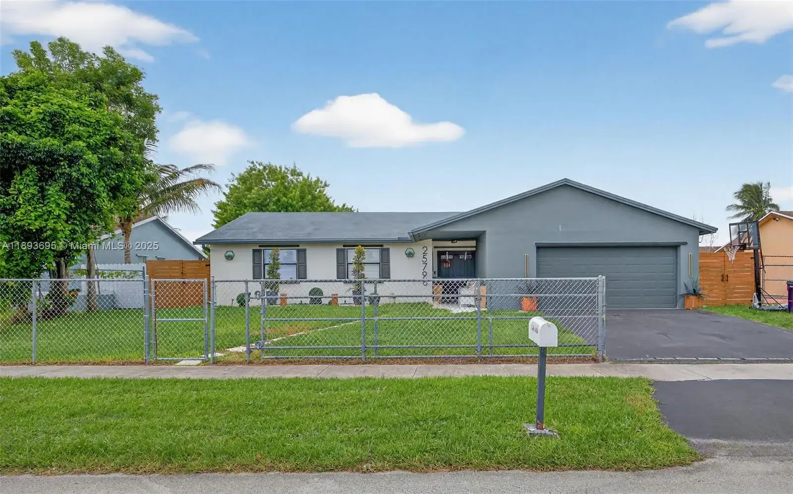 4 bedroom 2 bath Residential Lease for rent at 25796 SW 123rd Ave # 000, Homestead FL 33032