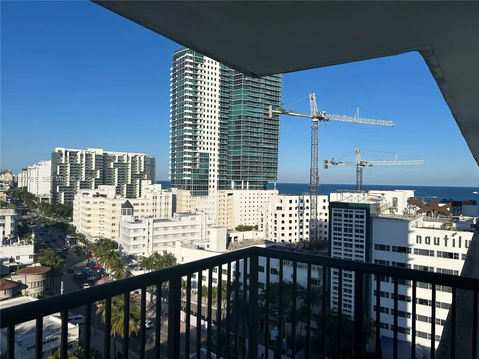 1 bedroom 1 bath Residential for sale at 1800 Collins Ave # 15B, Miami Beach FL 33139