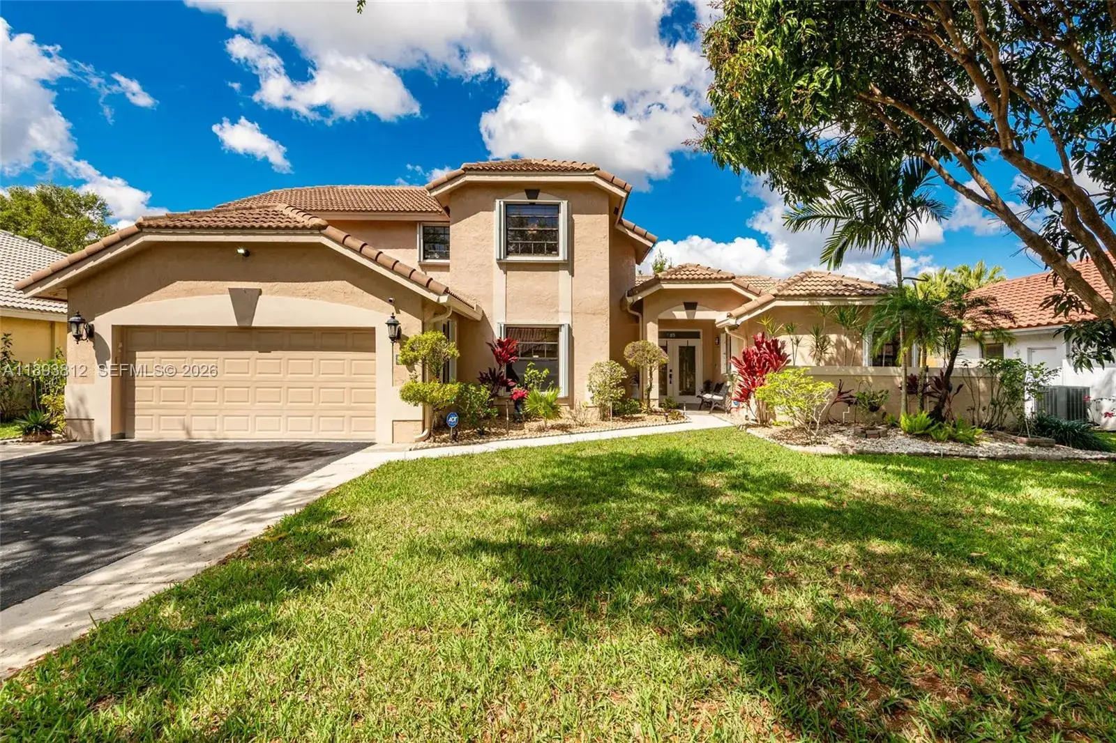 4 bedroom 3 bath Residential for sale at 1855 NW 106th Ter, Plantation FL 33322
