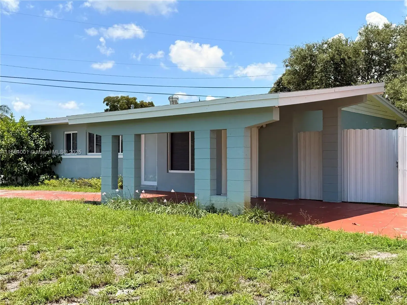 3 bedroom 2 bath Residential for sale at 18920 NW 31st Ave, Miami Gardens FL 33056