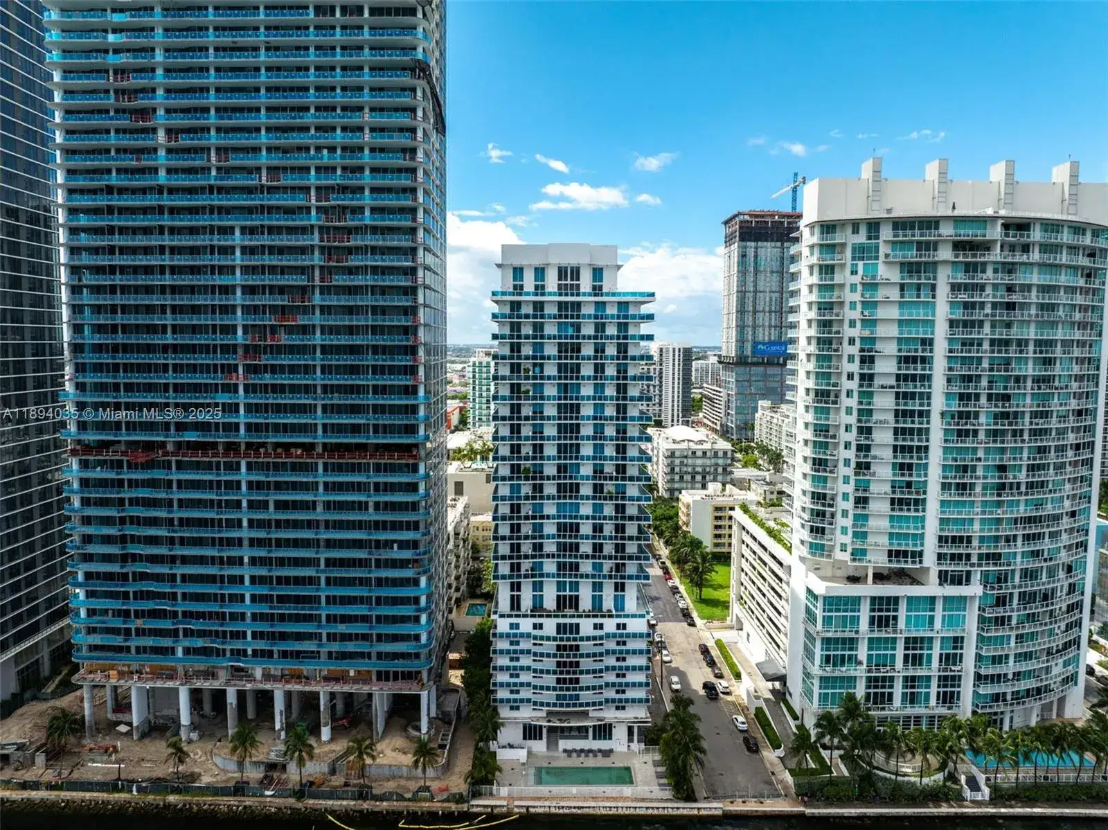 2 bedroom 2 bath Residential Lease for rent at 700 NE 25th St # 1604, Miami FL 33137