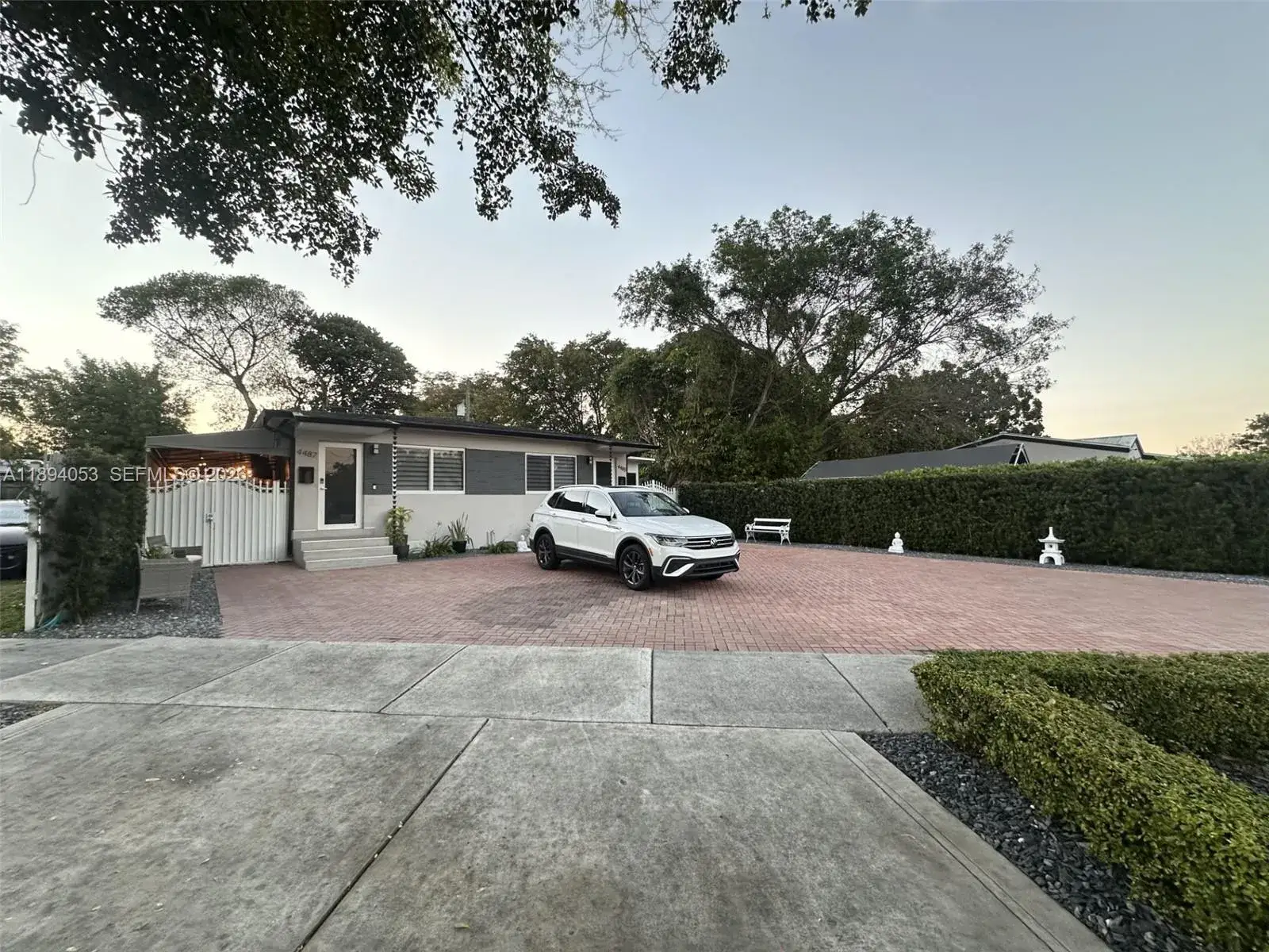 1 bedroom 1 bath Residential Lease for rent at 4485 SW 7th St # 4485, Miami FL 33134