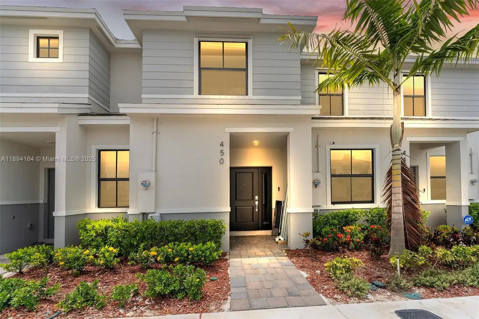 3 bedroom 3 bath Residential for sale at 450 NE 13th St, Florida City FL 33034