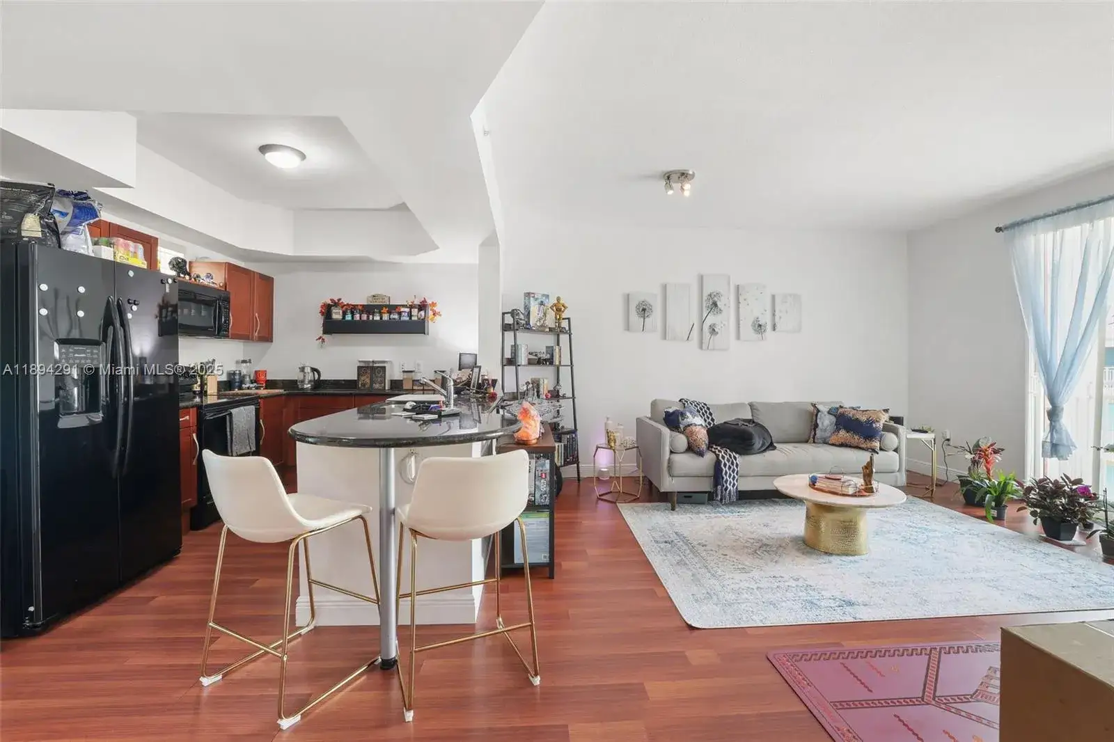 1 bedroom 1 bath Residential for sale at 7270 SW 89th St # C506, Miami FL 33156
