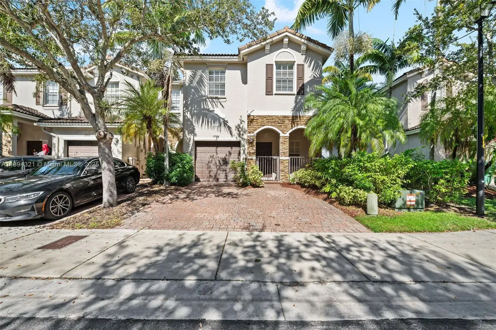 4 bedroom 2 bath Residential for sale at 22424 SW 89th Path, Cutler Bay FL 33190