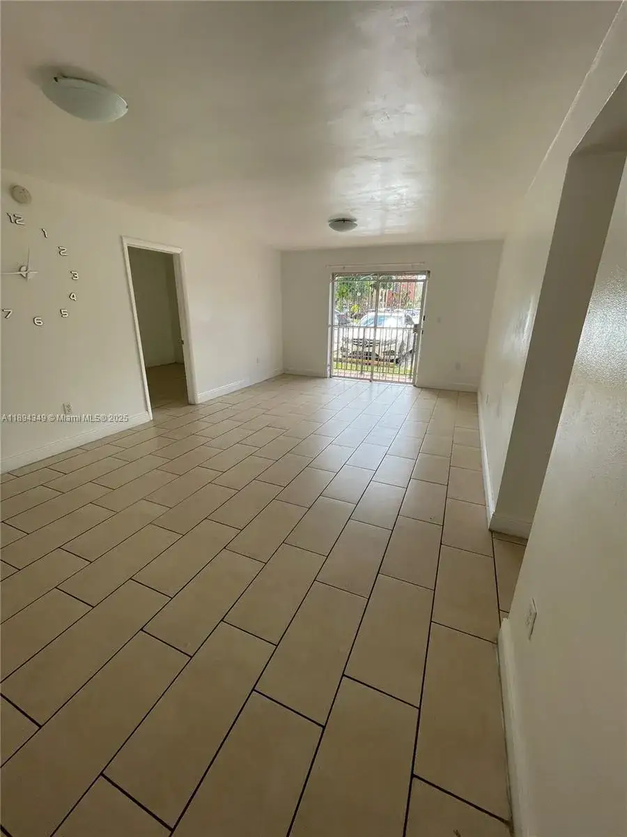 3 bedroom 2 bath Residential Lease for rent at 4721 NW 7th St # 12, Miami FL 33126