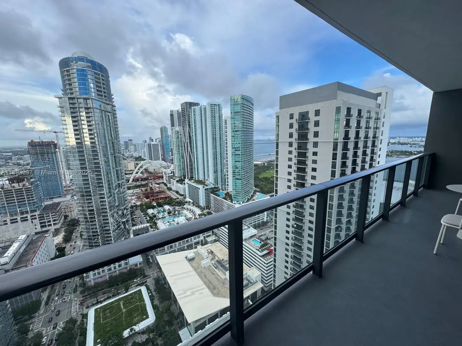 2 bedroom 2 bath Residential for sale at 601 NE 1 Ave # 3802, Miami FL 33132