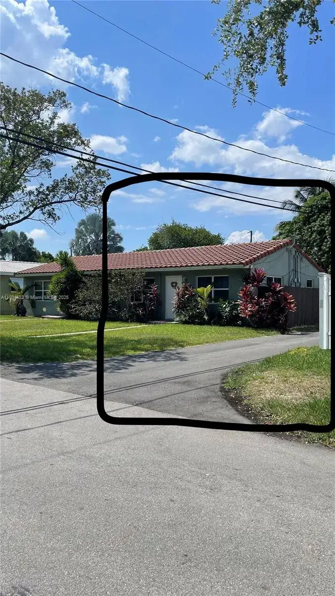 1 bedroom 1 bath Residential Lease for rent at 1909 Mayo St # 1, Hollywood FL 33020