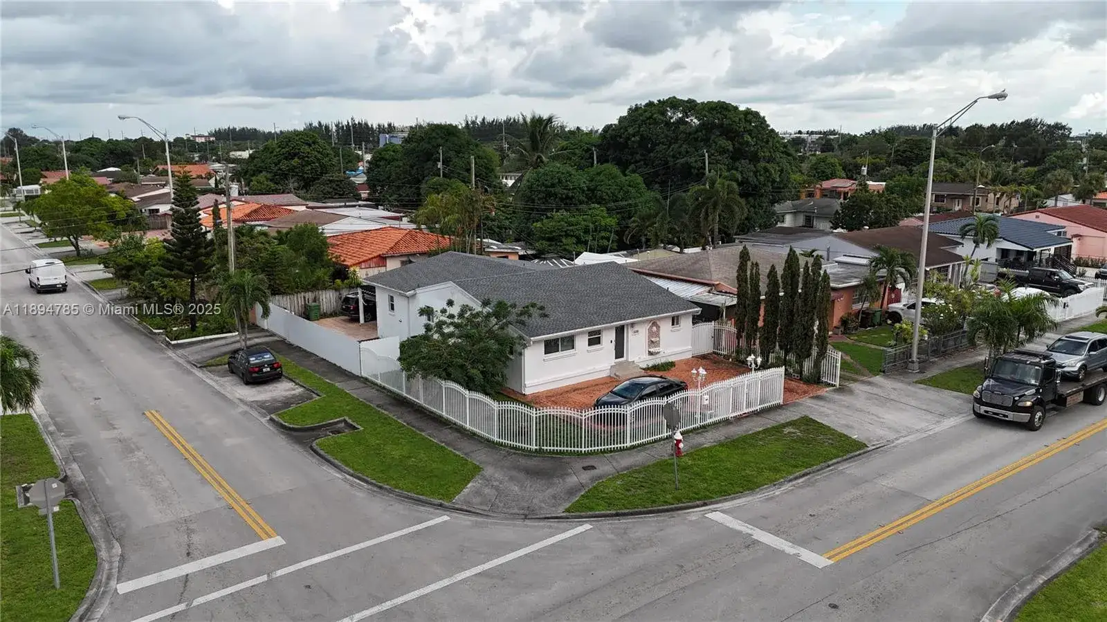 4 bedroom 1 bath Residential for sale at 3495 W 2nd Ave, Hialeah FL 33012