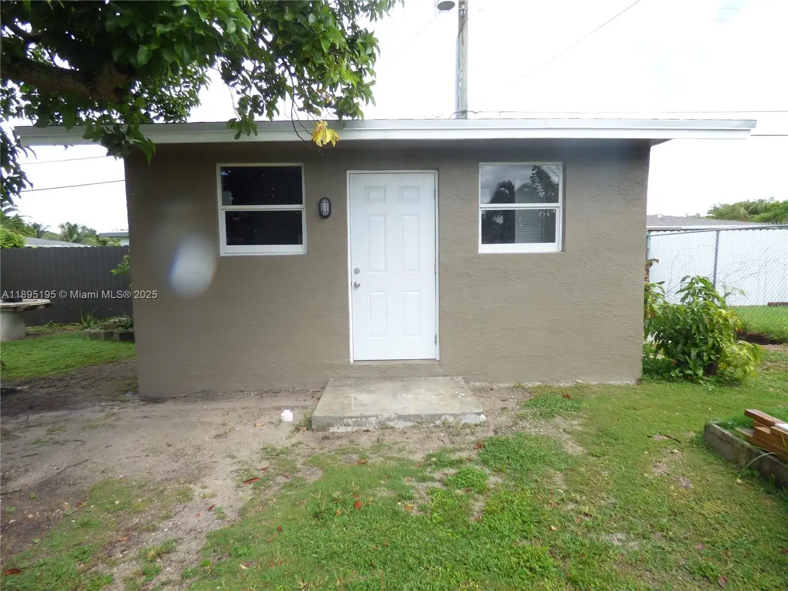 1 bath Residential Lease for rent at 19121 NE Miami Ct # 2, Miami FL 33179