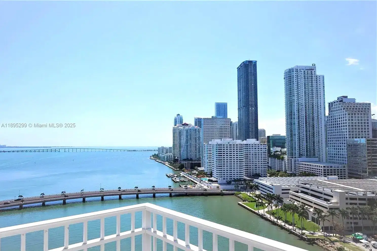 2 bedroom 2 bath Residential for sale at 801 Brickell Key Blvd # 1901, Miami FL 33131