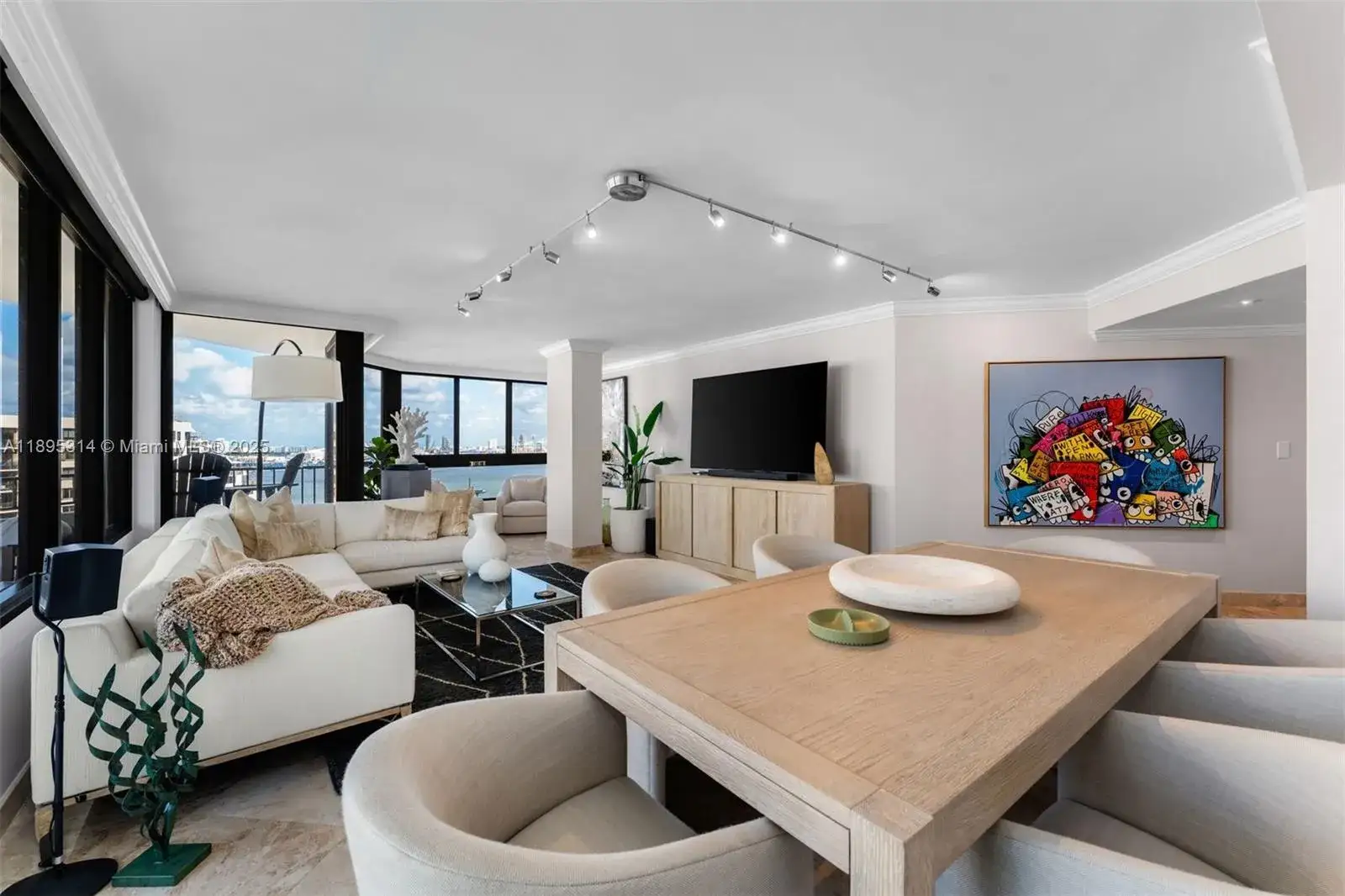3 bedroom 3 bath Residential Lease for rent at 520 Brickell Key Dr # A1716, Miami FL 33131