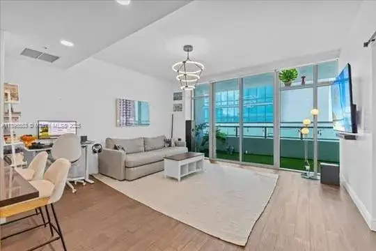 1 bedroom 1 bath Residential for sale at 3301 NE 1st Ave # L0202, Miami FL 33137