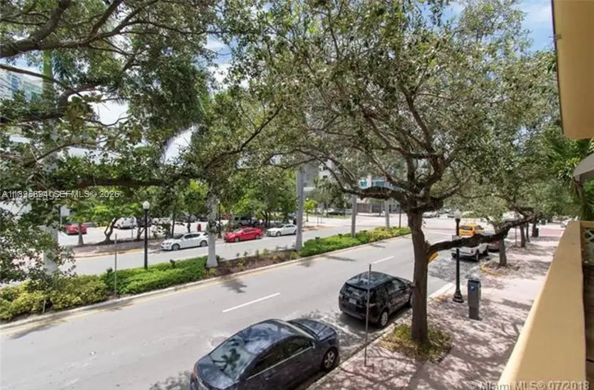 1 bath Residential Lease for rent at 75 Washington Ave # 9, Miami Beach FL 33139