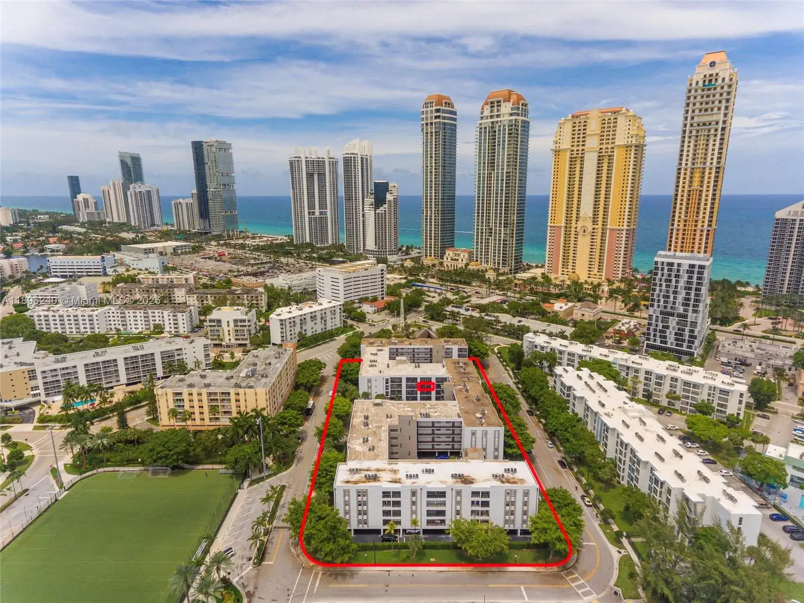 2 bedroom 2 bath Residential for sale at 201 178th Dr # 426, Sunny Isles Beach FL 33160