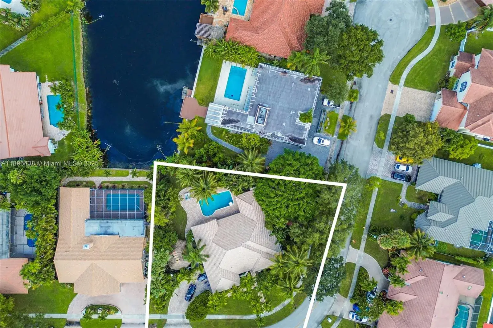 4 bedroom 2 bath Residential for sale at 10101 SW 5th St, Plantation FL 33324