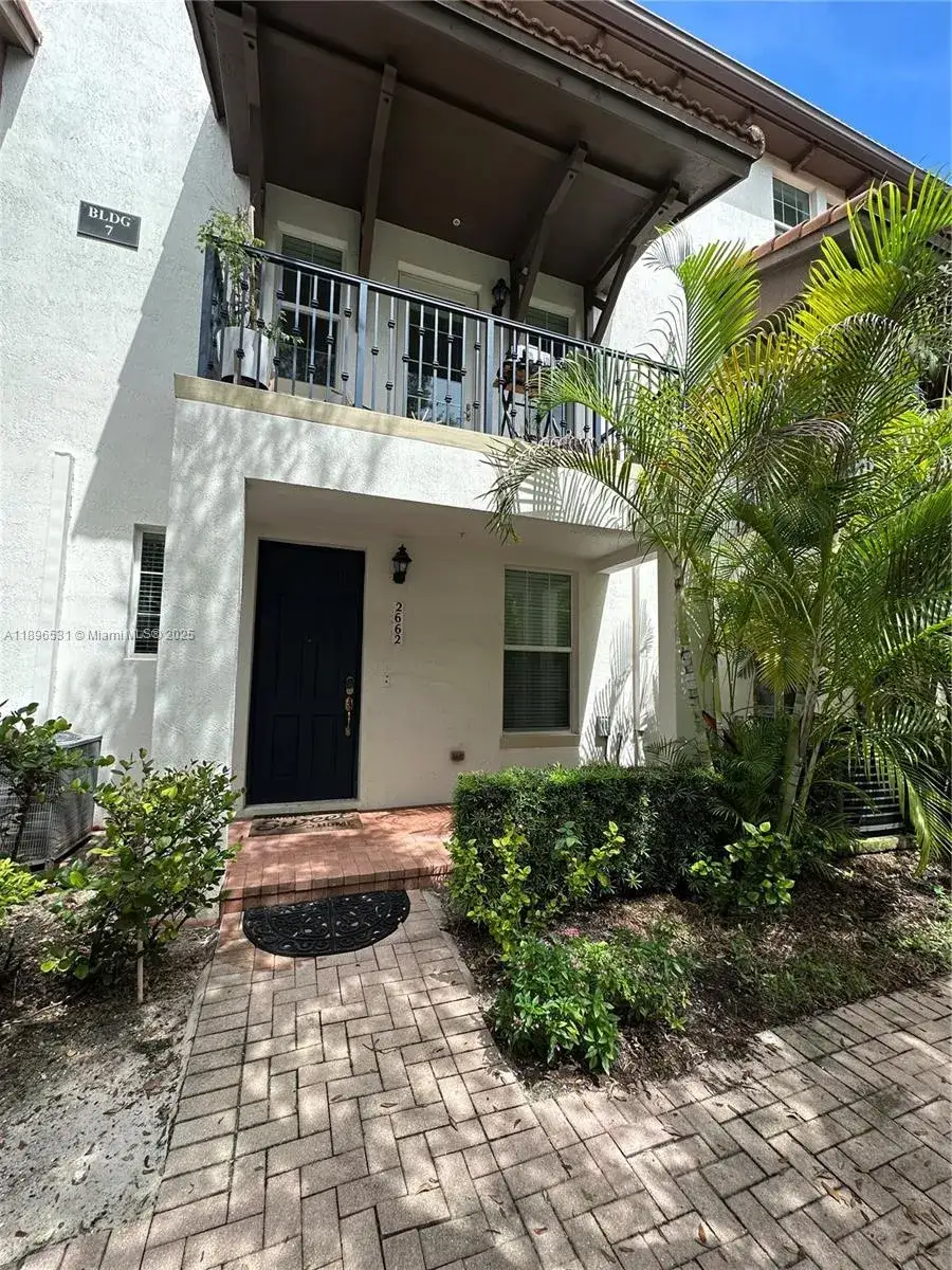 3 bedroom 3 bath Residential Lease for rent at 2662 SW 118th Rd # 2662, Miramar FL 33025