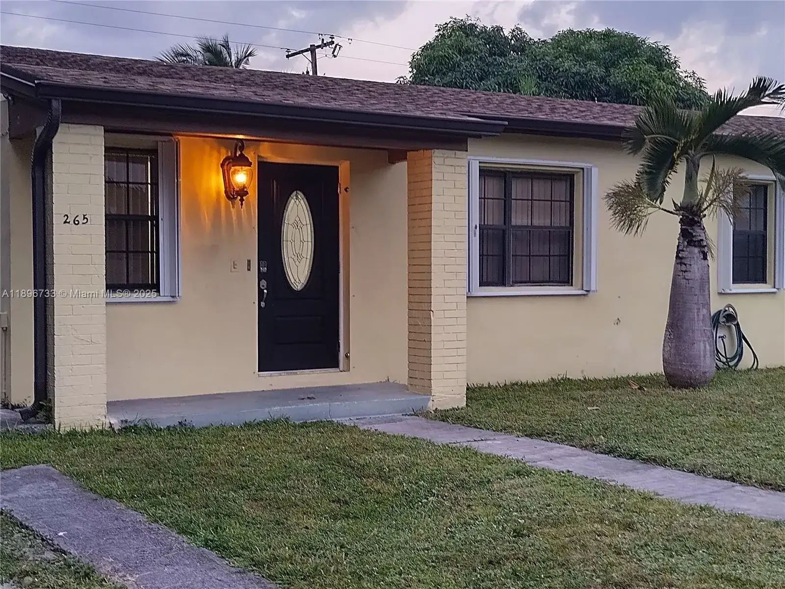 4 bedroom 2 bath Residential for sale at 265 NW 190 Street, Miami Gardens FL 33169