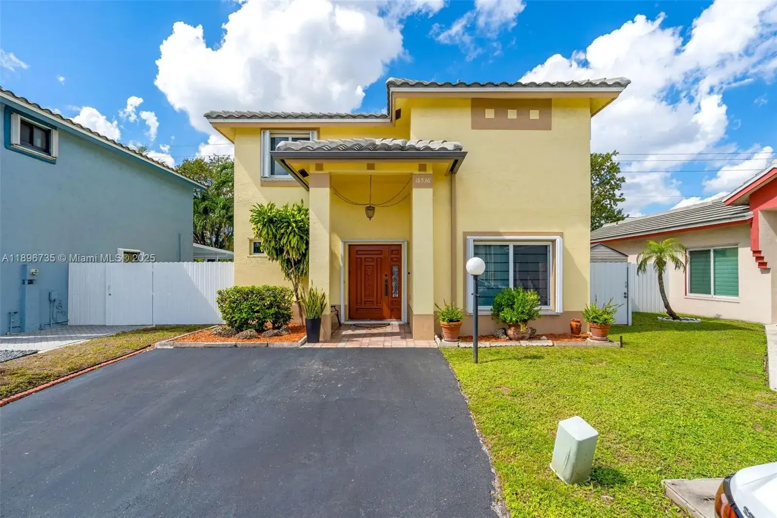 3 bedroom 2 bath Residential for sale at 18536 NW 56th Pl, Miami Gardens FL 33055