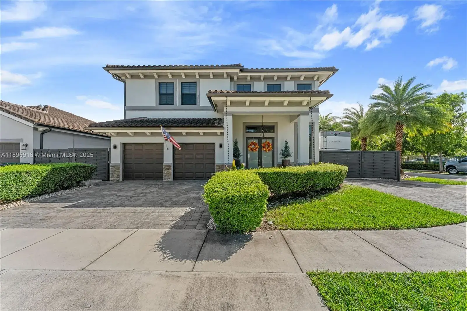5 bedroom 4 bath Residential for sale at 14856 SW 27th Ter, Miami FL 33185