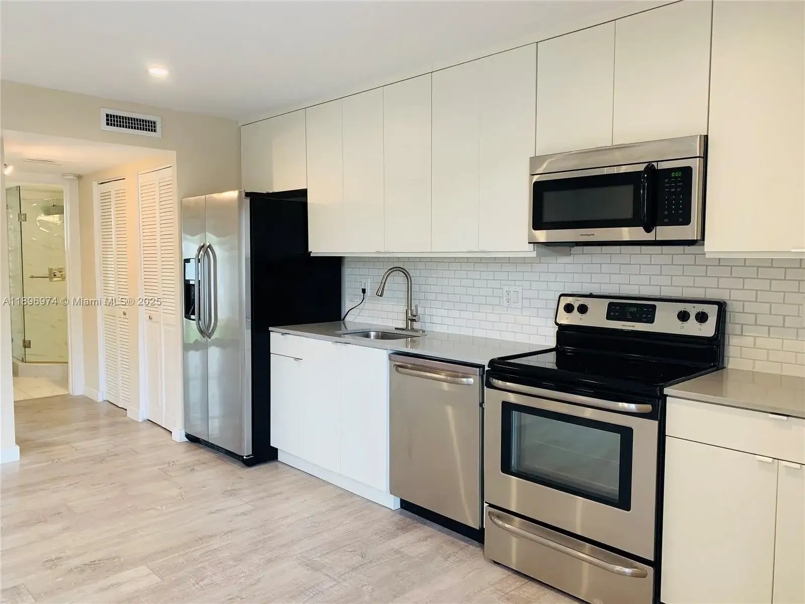 3 bedroom 2 bath Residential for sale at 12 NE 26th St, Wilton Manors FL 33305