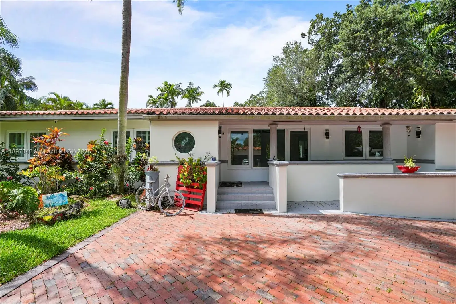 4 bedroom 3 bath Residential Lease for rent at 1436 Mantua Ave, Coral Gables FL 33146