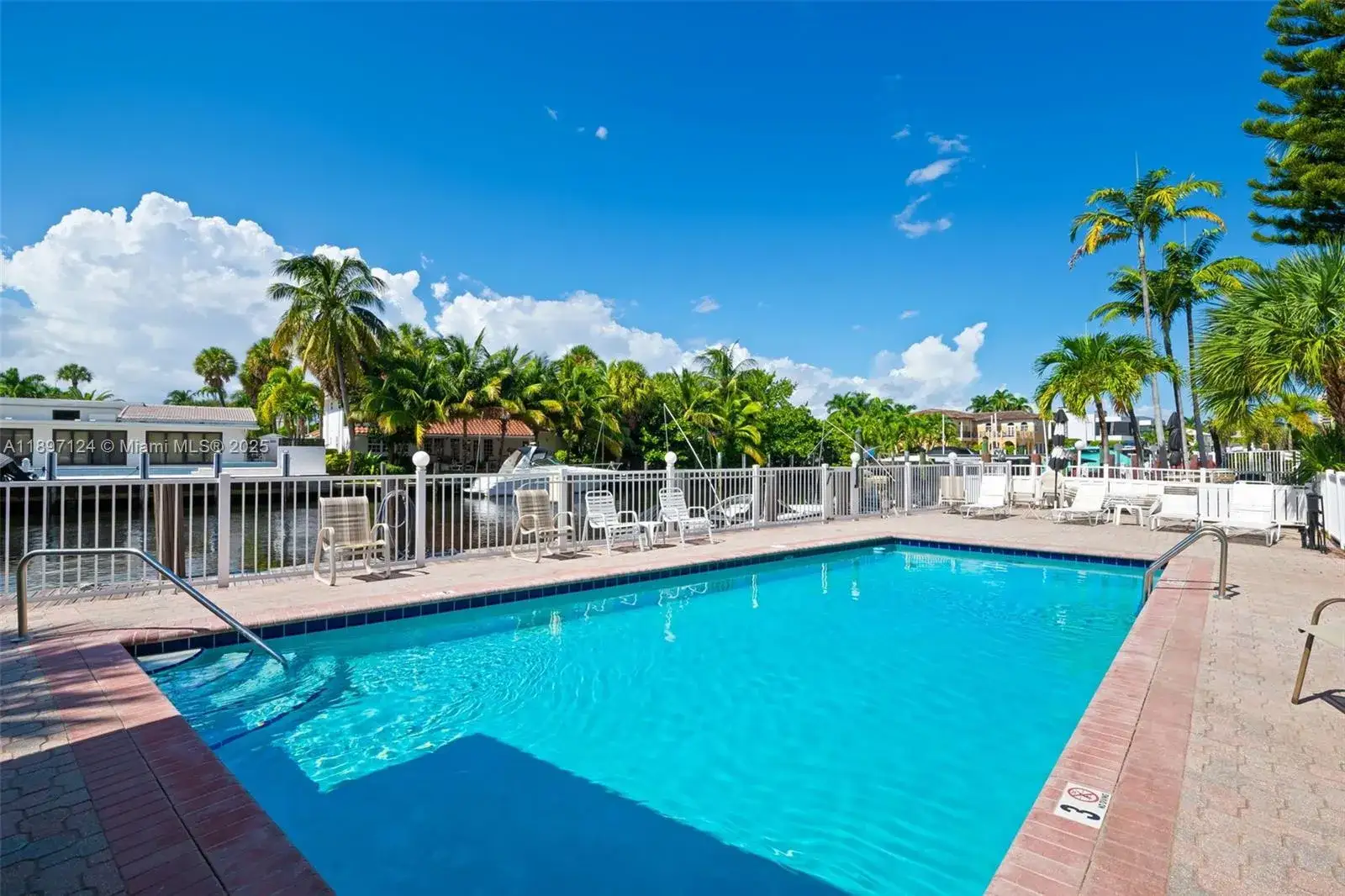 1 bedroom 1 bath Residential Lease for rent at 2020 Terra Mar Dr # 205, Pompano Beach FL 33062