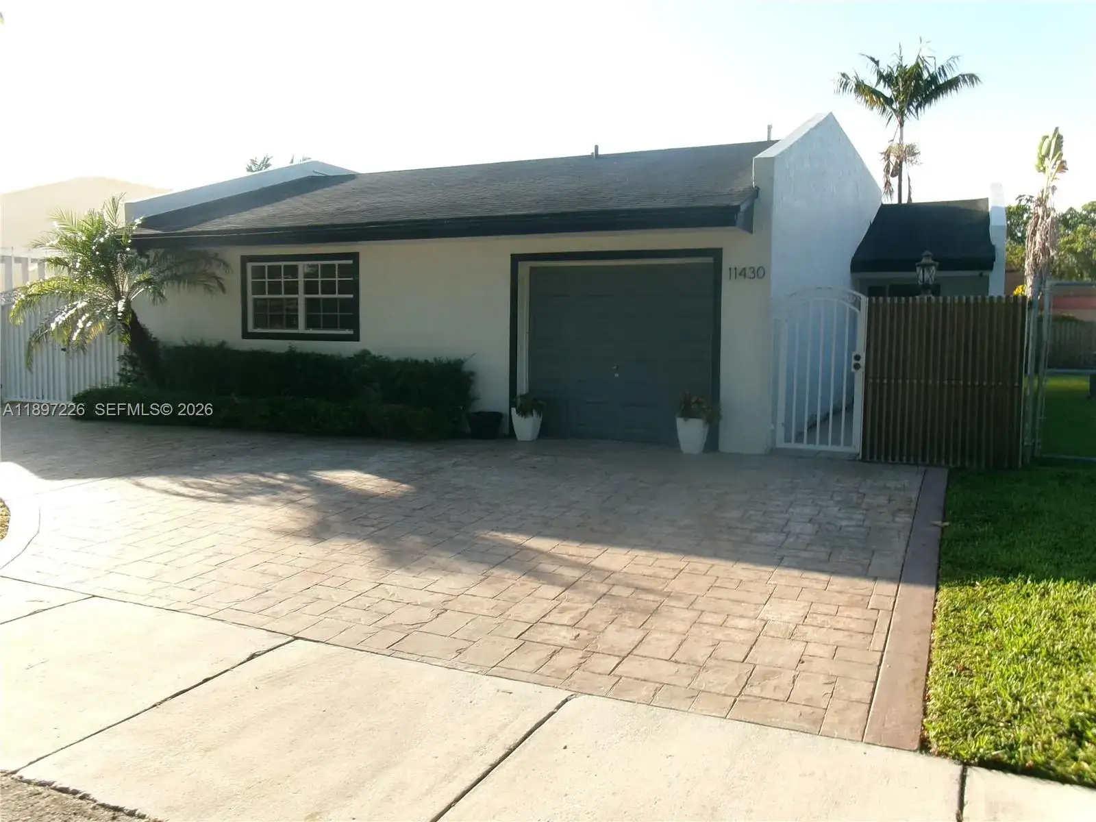 3 bedroom 2 bath Residential for sale at 11430 SW 83rd Ter, Miami FL 33173