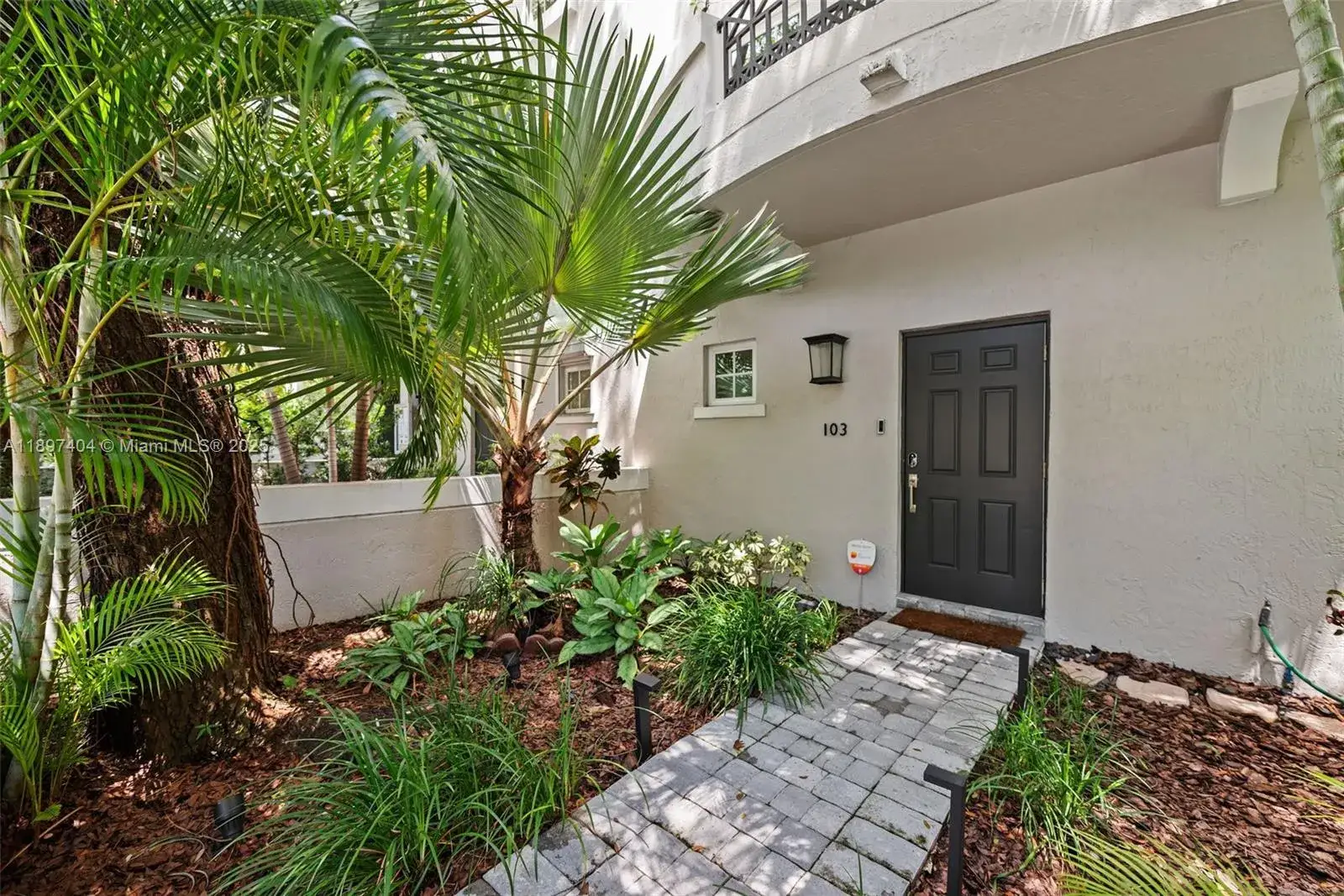 3 bedroom 2 bath Residential for sale at 261 Navarre Ave # 3, Coral Gables FL 33134