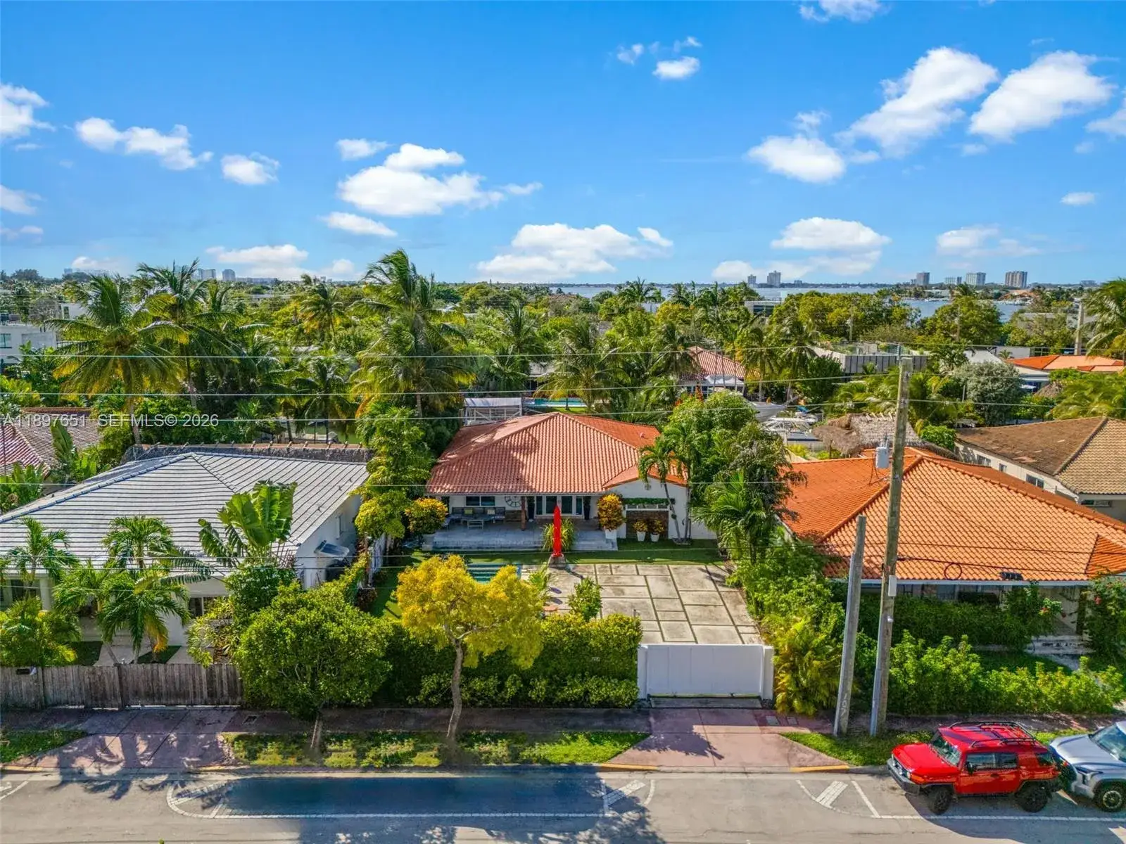4 bedroom 3 bath Residential for sale at 7970 Hawthorne Ave, Miami Beach FL 33141