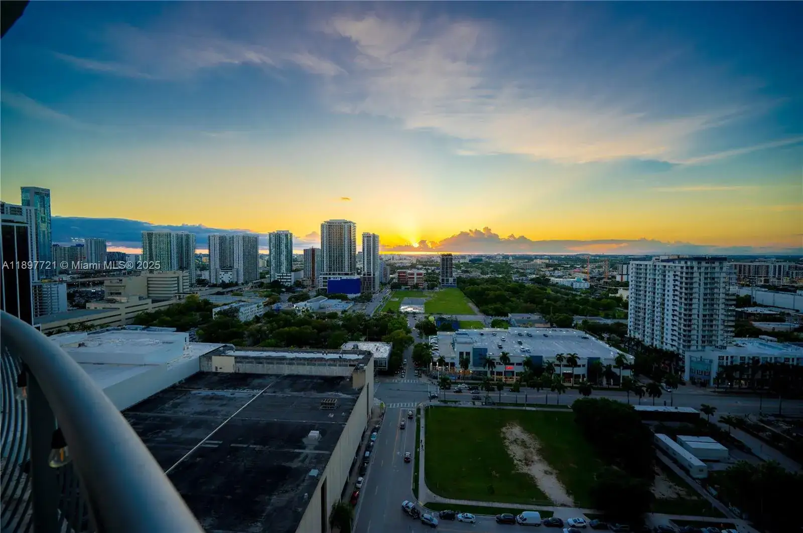 2 bedroom 2 bath Residential for sale at 1750 N Bayshore Dr # 2615, Miami FL 33132