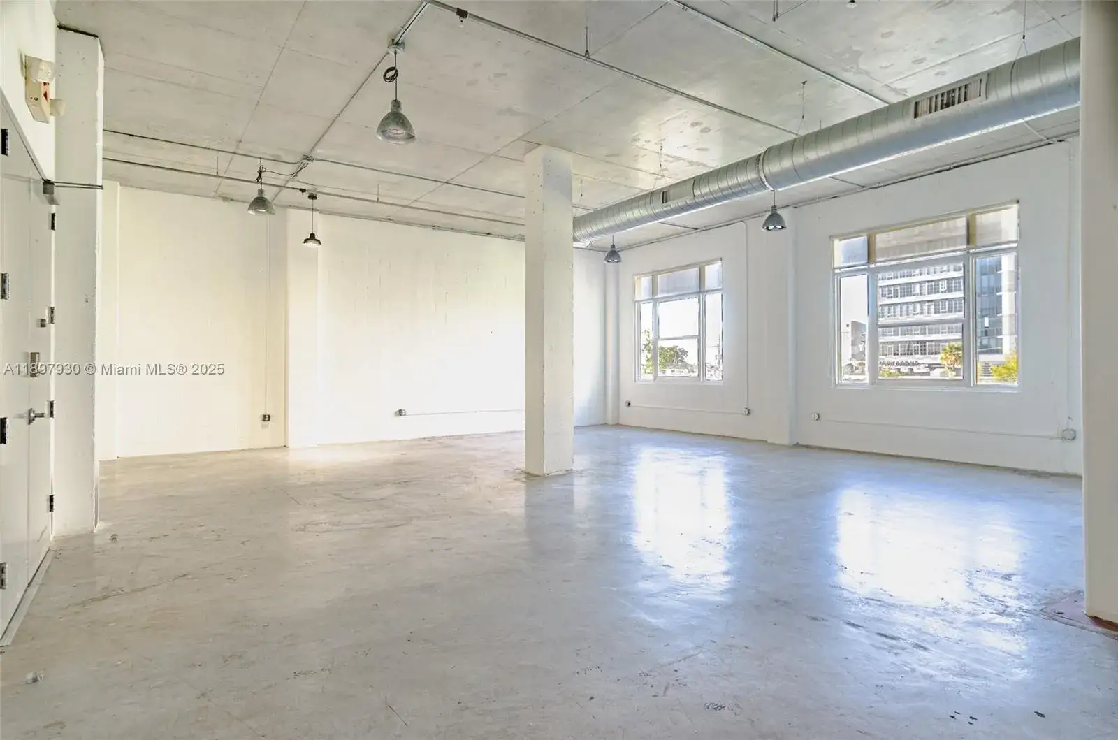 Commercial Sale for sale at 250 NW 23 # 202, Miami FL 33127