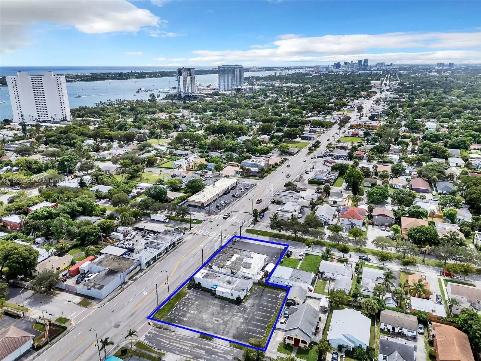 Commercial Sale for sale at 5501 Broadway, West Palm Beach FL 33407