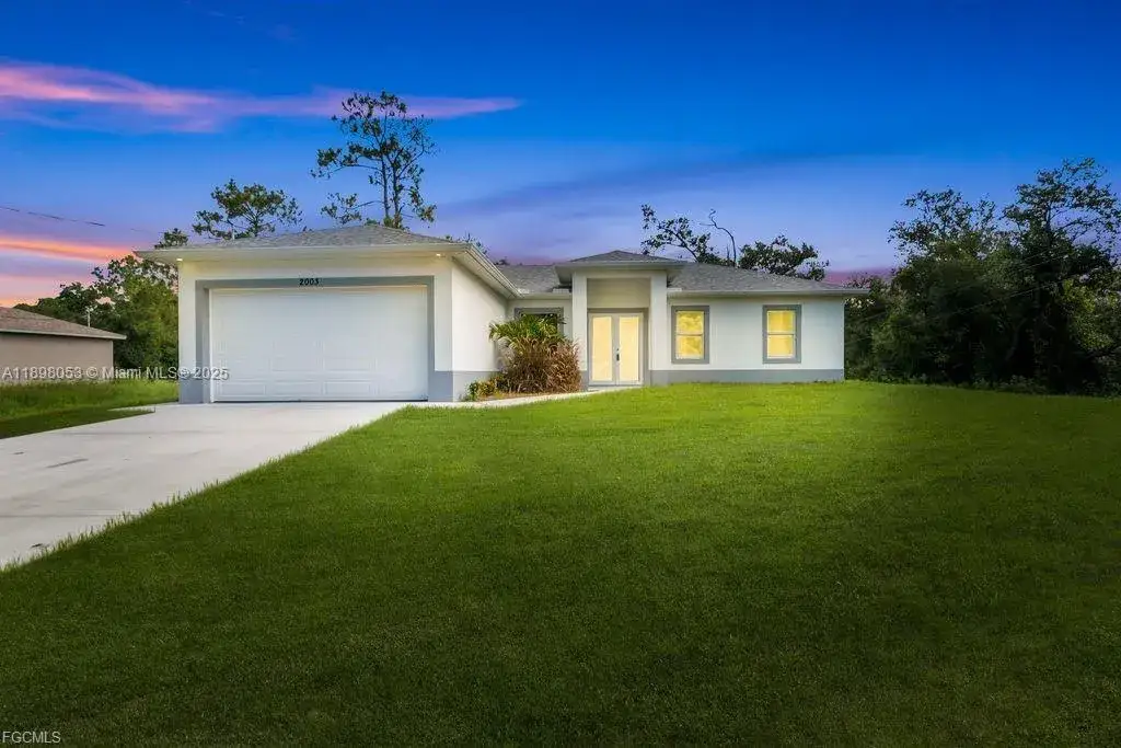 3 bedroom 2 bath Residential for sale at 2003 E 14th St, Lehigh Acres FL 33972