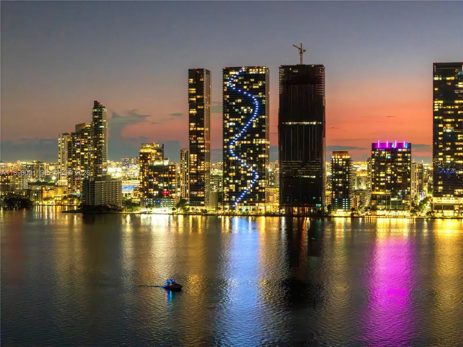 2 bedroom 3 bath Residential for sale at 700 NE 24th St # 4002, Miami FL 33137