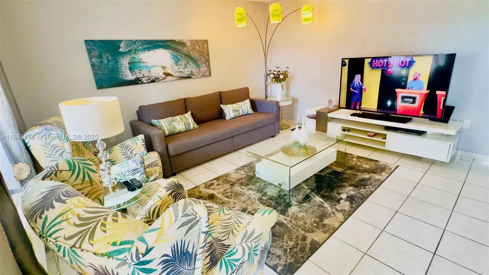 1 bedroom 1 bath Residential for sale at 16901 NE 13th Ave # 309, Miami FL 33162