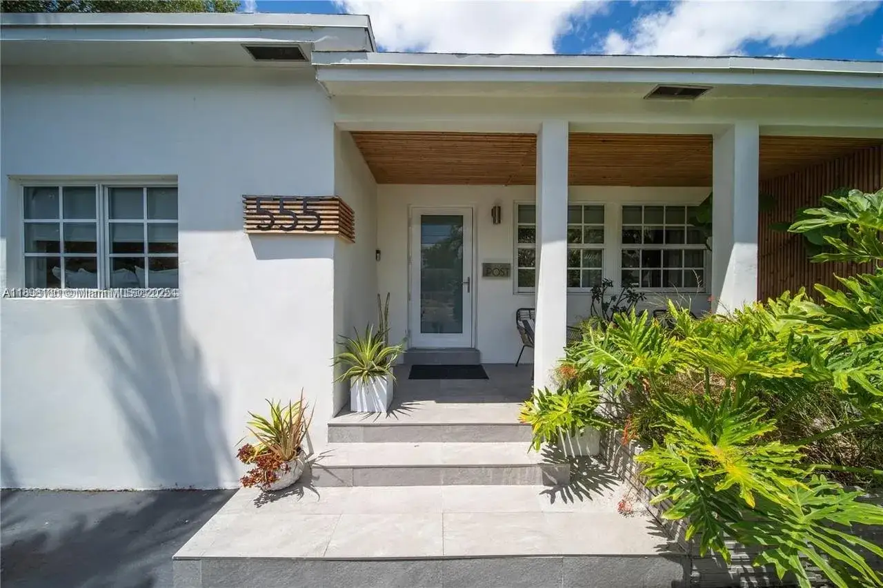 4 bedroom 2 bath Residential for sale at 555 NE 127th Street, North Miami FL 33161