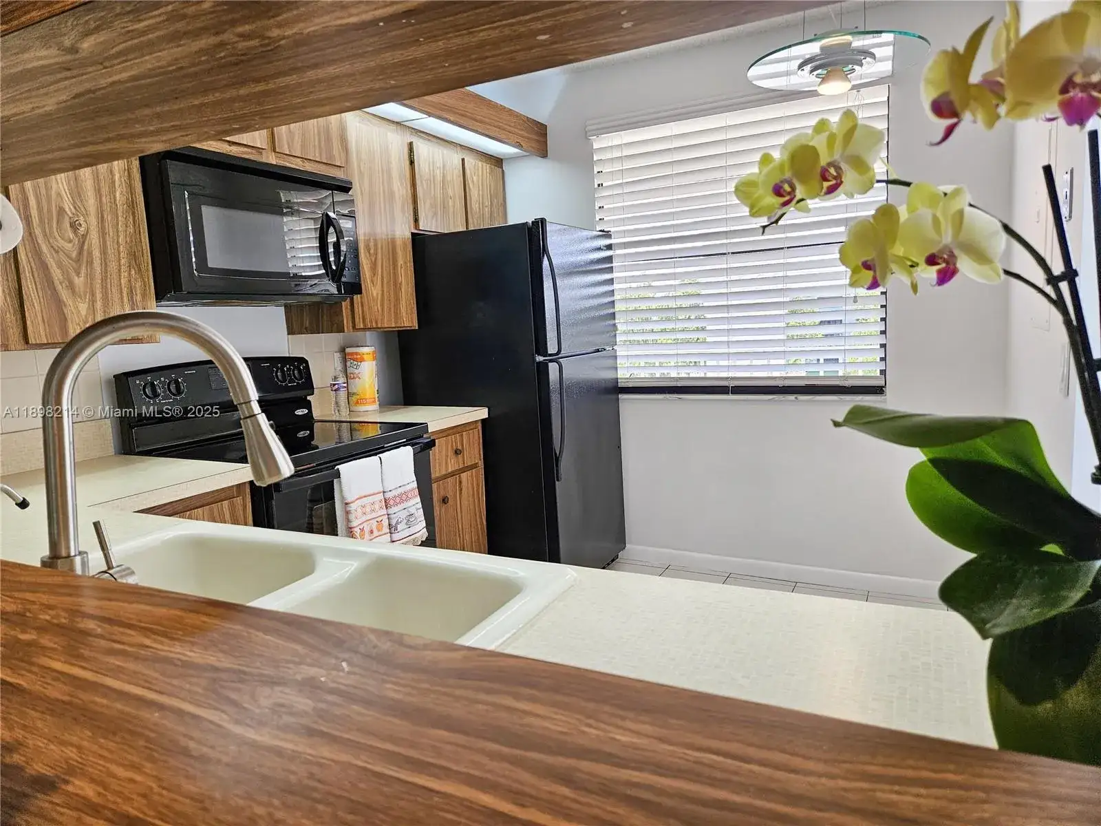 2 bedroom 2 bath Residential for sale at 6085 Balboa Cir # 403, Boca Raton FL 33433