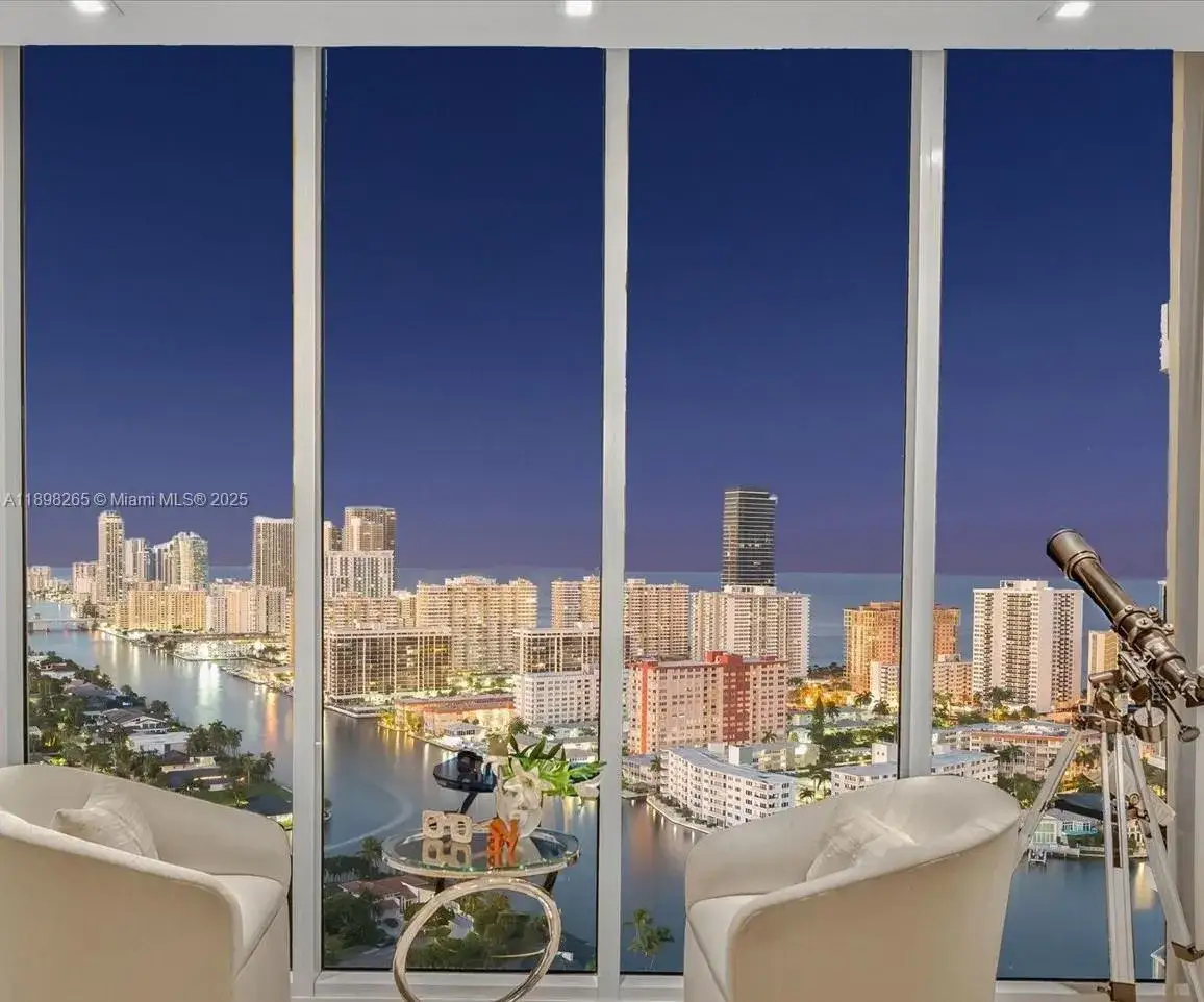 3 bedroom 3 bath Residential for sale at 21200 Point Pl, Aventura FL 33180