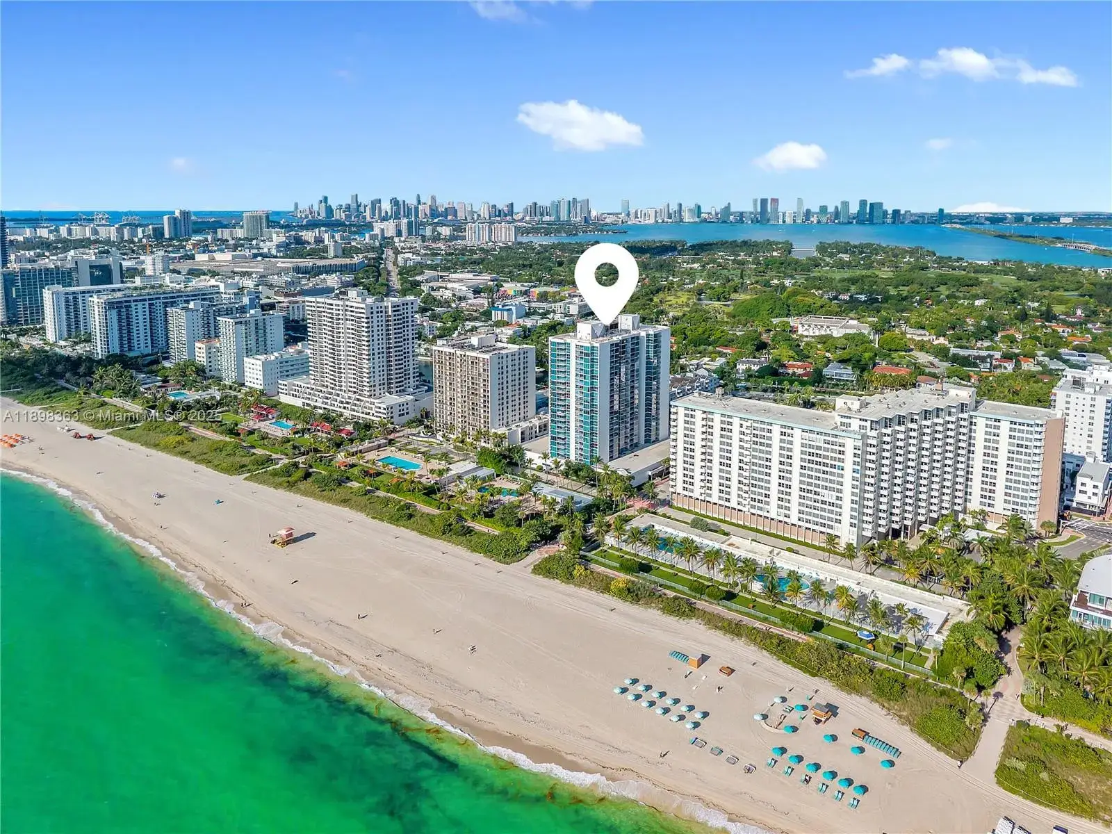 3 bedroom 2 bath Residential for sale at 2655 Collins Ave # 1502, Miami Beach FL 33140