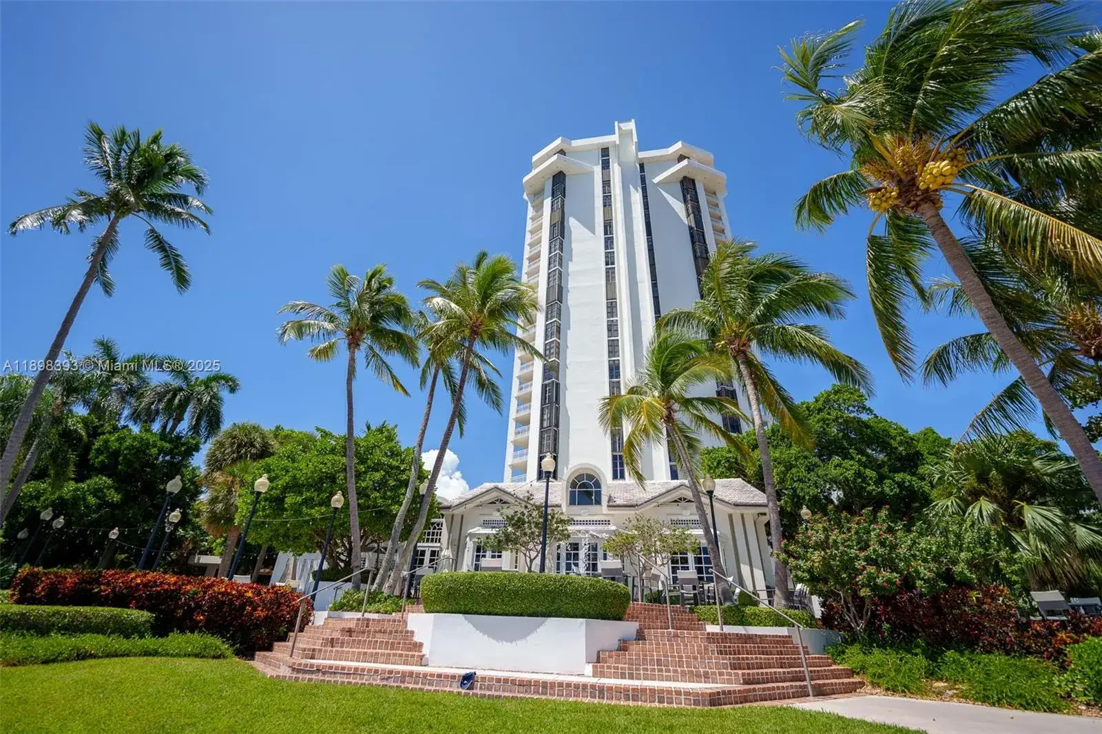 2 bedroom 2 bath Residential for sale at 4000 Towerside Ter # 410, Miami FL 33138
