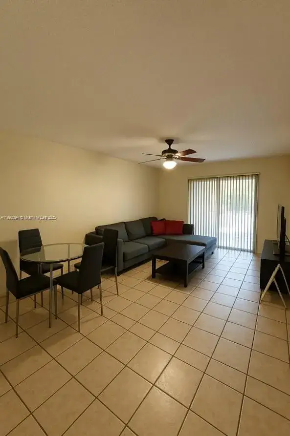 2 bedroom 1 bath Residential Lease for rent at 10850 W Flagler St # D212, Sweetwater FL 33174
