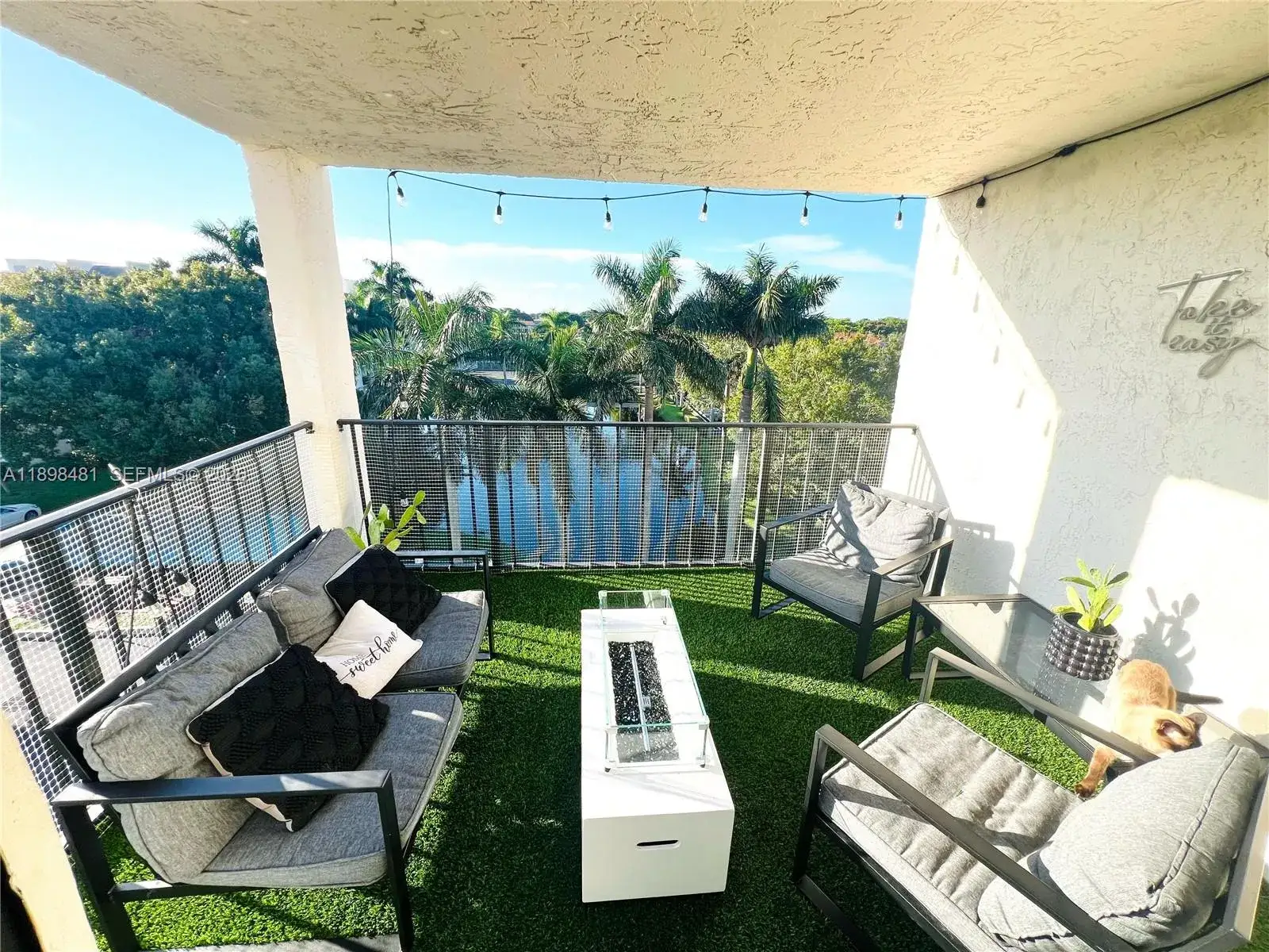 2 bedroom 2 bath Residential for sale at 6190 Woodlands Blvd # 517, Tamarac FL 33319