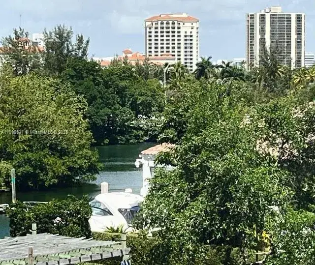 2 bedroom 2 bath Residential for sale at 3530 Mystic Pointe Dr # 408, Aventura FL 33180