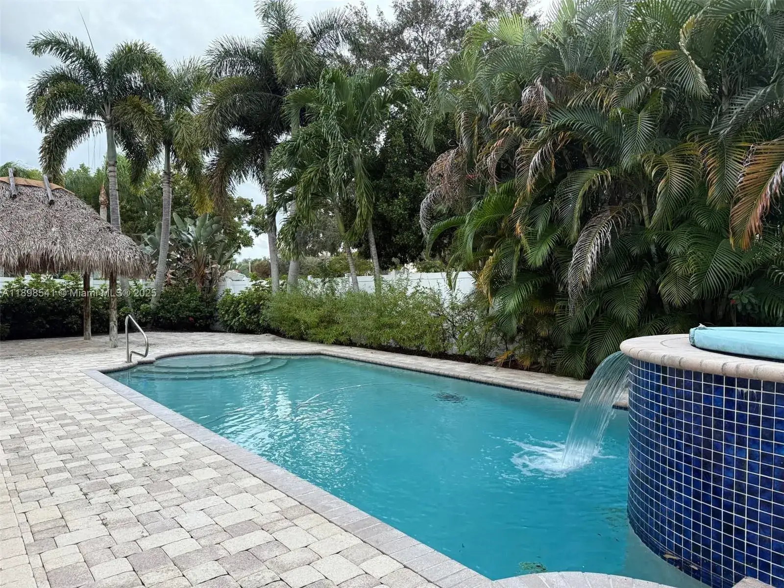3 bedroom 2 bath Residential for sale at 8152 Mystic Harbor Cir, Boynton Beach FL 33436
