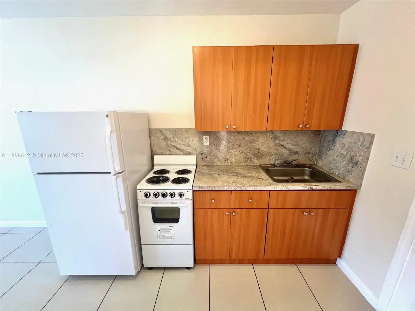 1 bath Residential Lease for rent at 700 NE 85th St # 14, Miami FL 33138