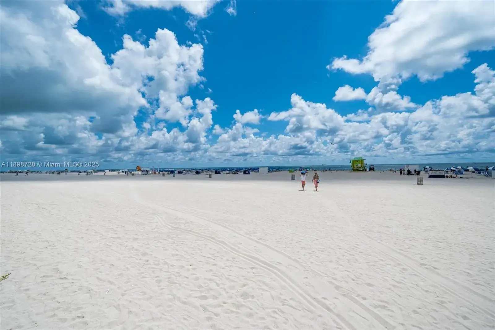 1 bedroom 1 bath Residential for sale at 441 Collins Ave # 27, Miami Beach FL 33139