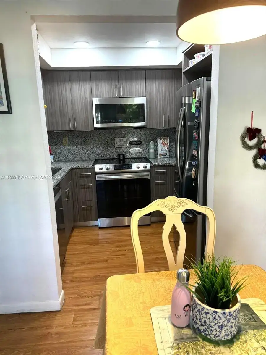 2 bedroom 2 bath Residential for sale at 9030 SW 125th Ave # E210, Miami FL 33186