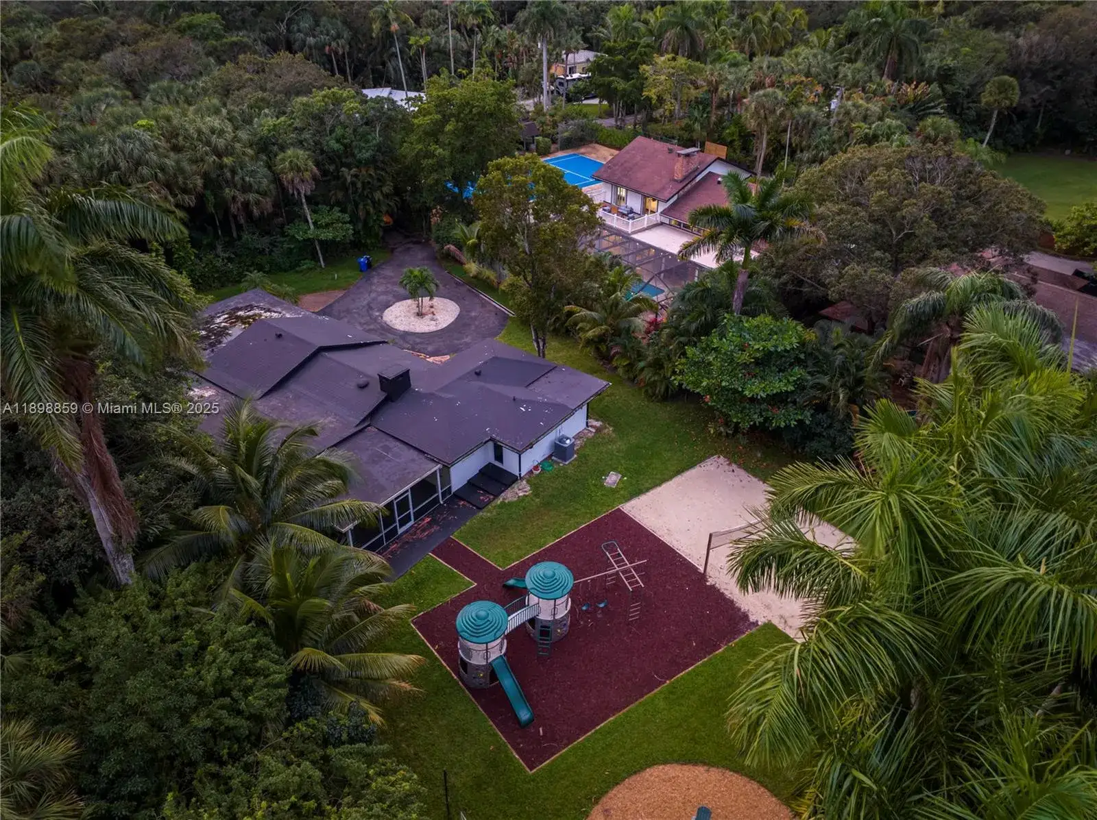 5 bedroom 4 bath Residential for sale at 2100 SW 28th Way, Fort Lauderdale FL 33312