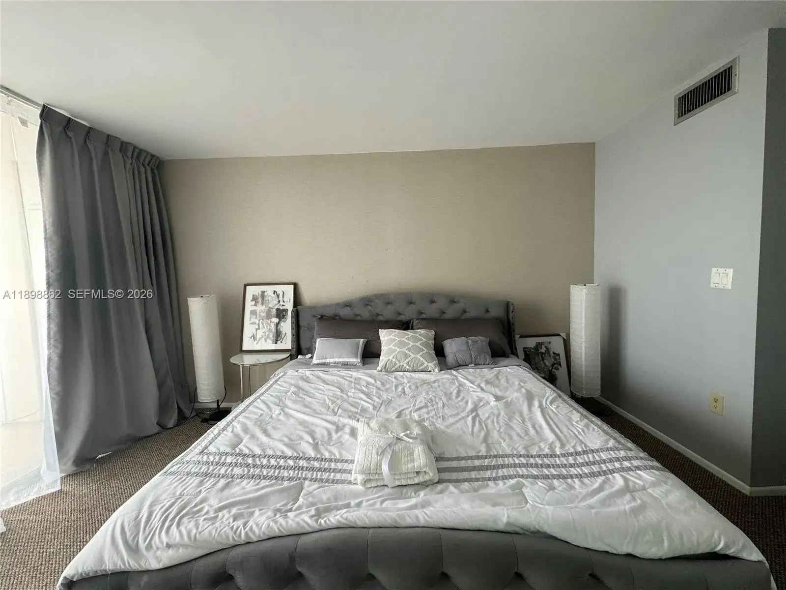 1 bedroom 2 bath Residential Lease for rent at 1301 NE Miami Gardens Dr, Miami FL 33179